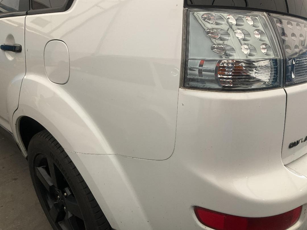 Photo '27' of Mitsubishi Outlander Photo '27' of Mitsubishi Outlander