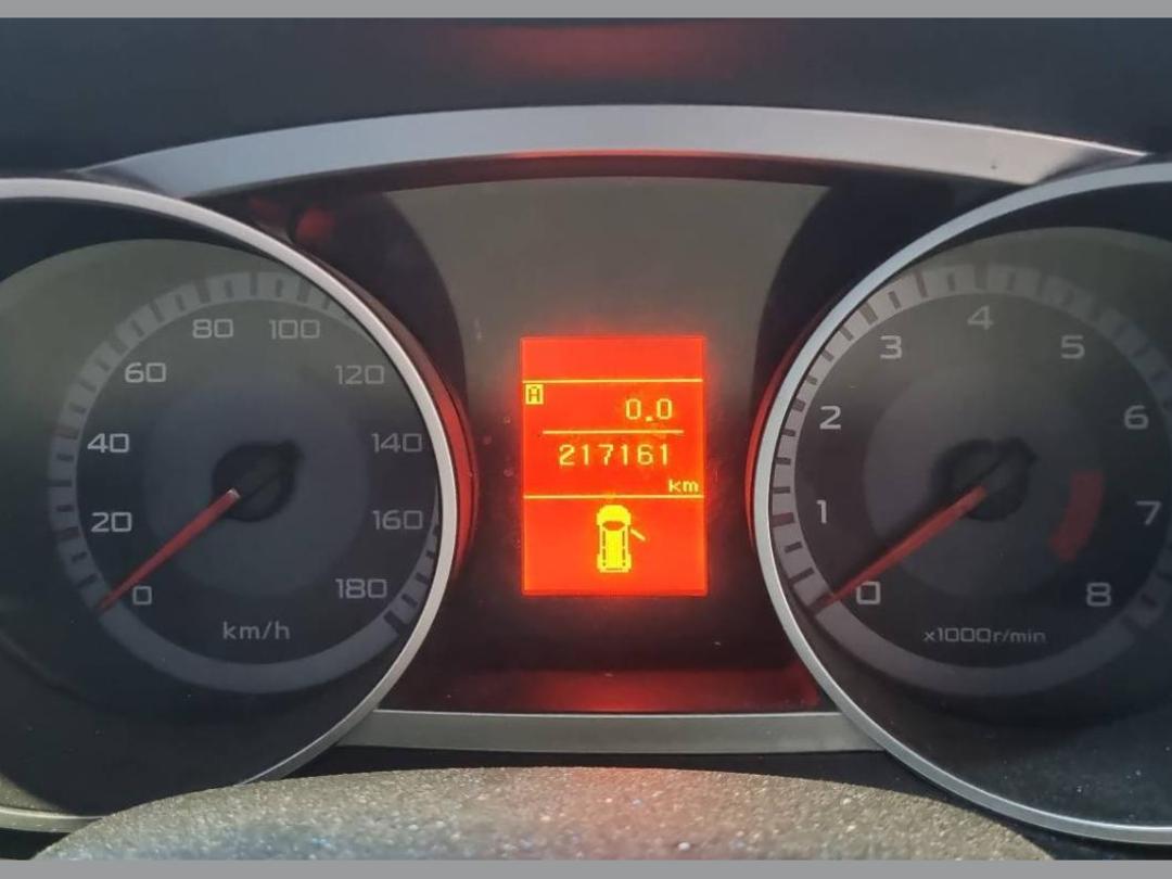 Photo '5' of Mitsubishi Outlander