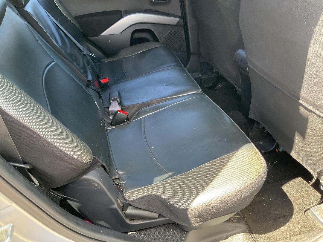 Photo '13' of Mitsubishi Outlander Photo '13' of Mitsubishi Outlander