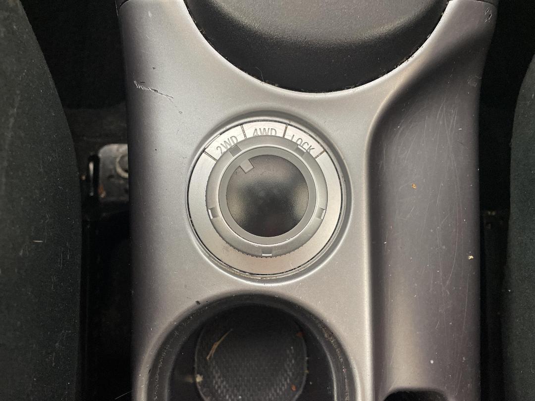 Photo '23' of Mitsubishi Outlander