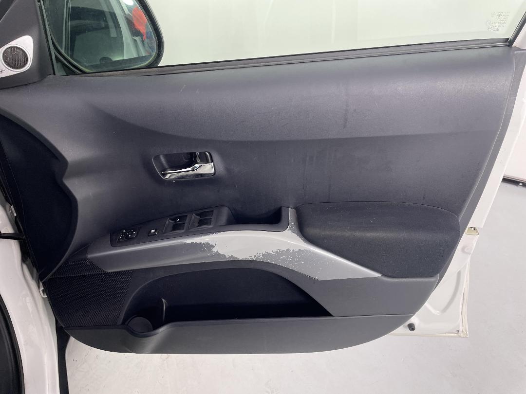 Photo '15' of Mitsubishi Outlander