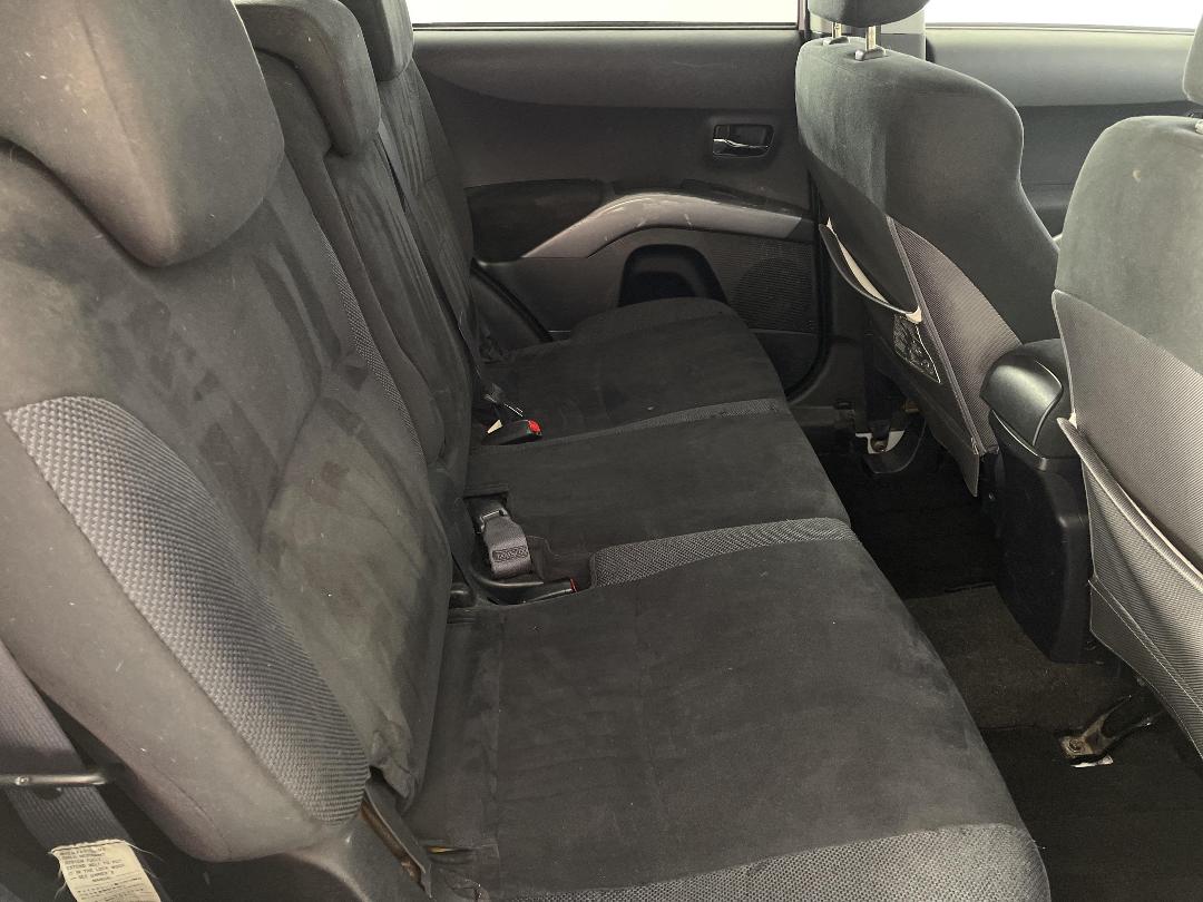 Photo '20' of Mitsubishi Outlander