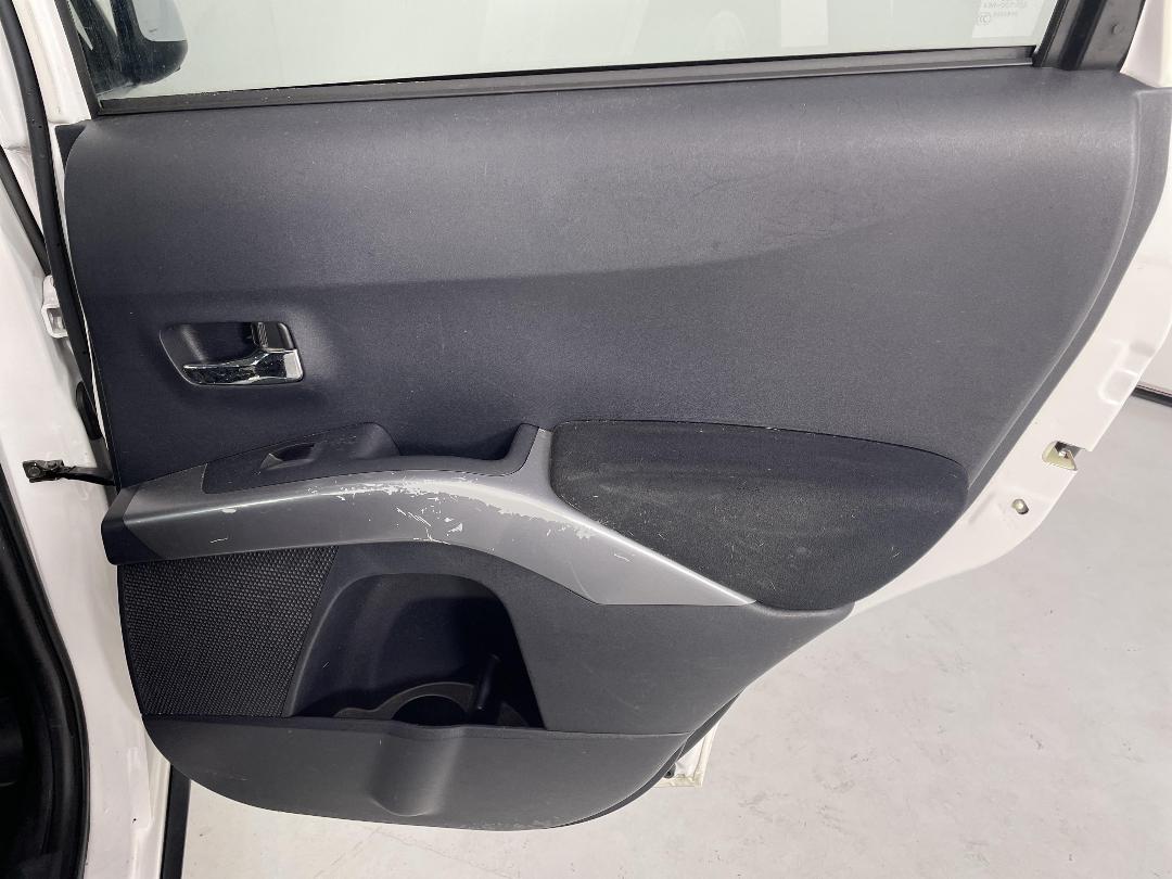 Photo '19' of Mitsubishi Outlander