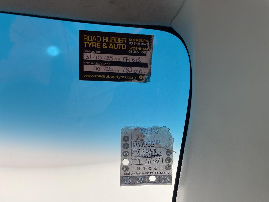 Photo '26' of Mitsubishi Outlander