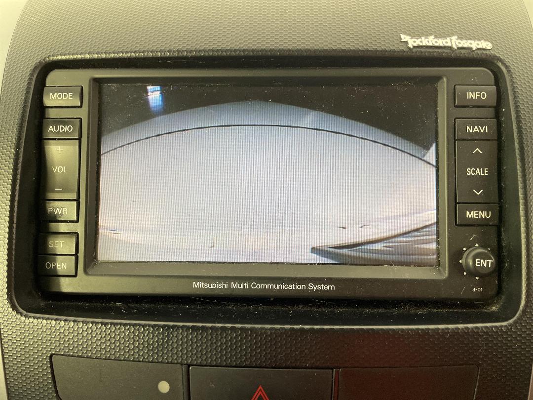 Photo '25' of Mitsubishi Outlander