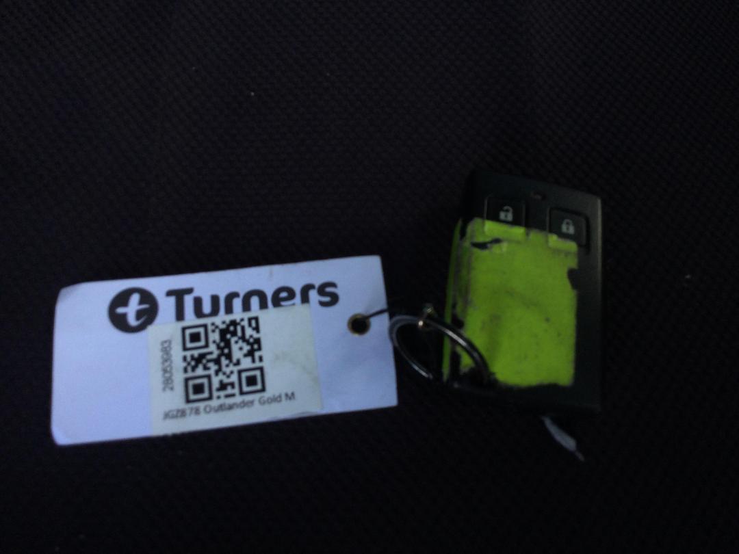 Photo '12' of Mitsubishi Outlander Photo '12' of Mitsubishi Outlander