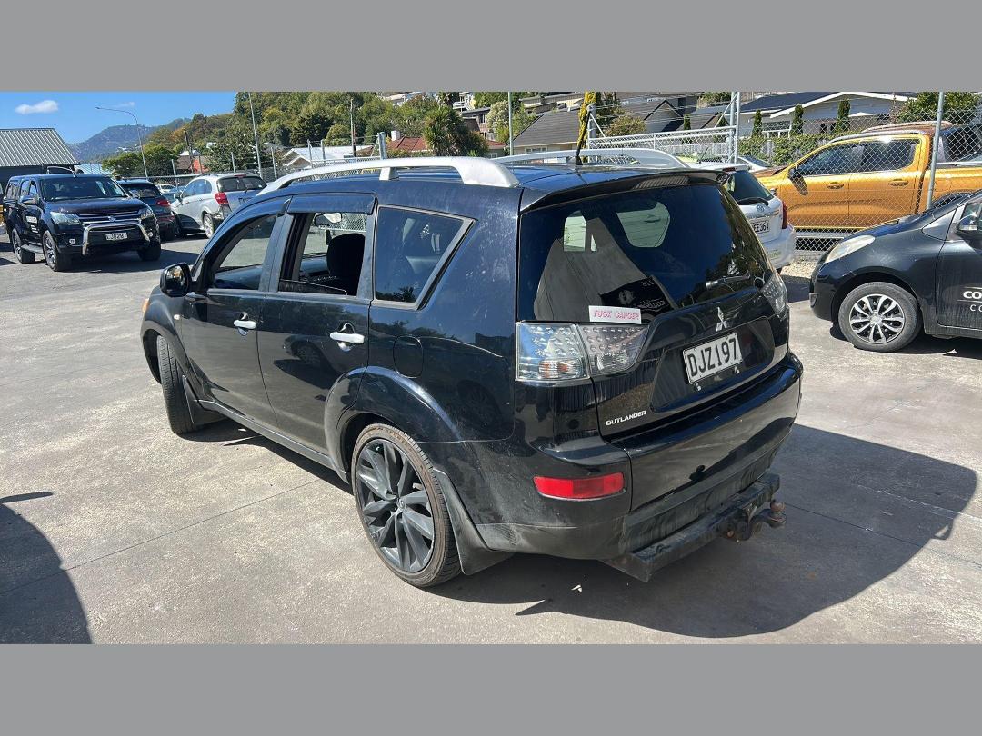 Photo '2' of Mitsubishi Outlander XLS