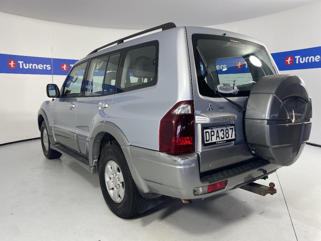 Photo '5' of Mitsubishi Pajero