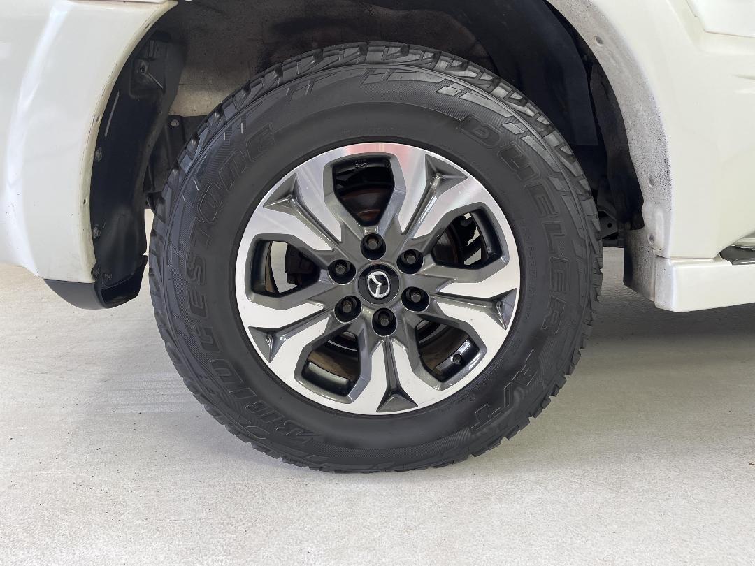 Photo '12' of Mitsubishi Pajero