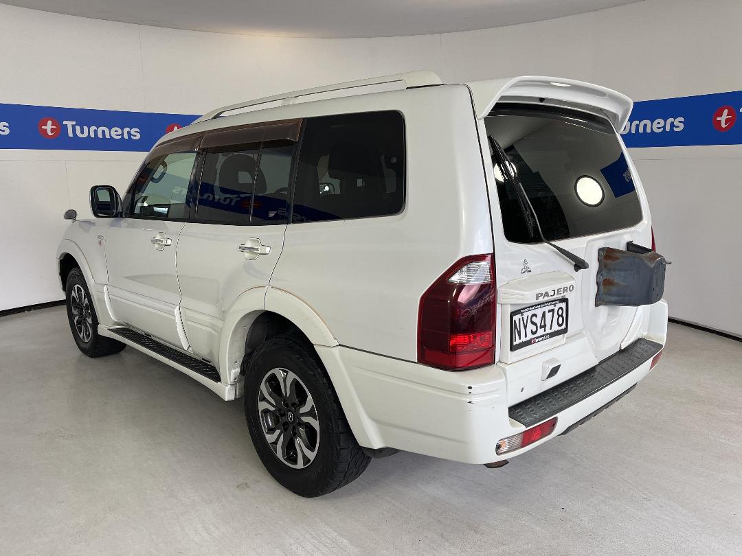 Photo '5' of Mitsubishi Pajero