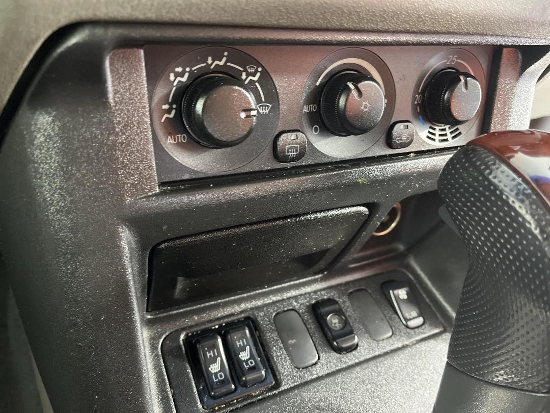 Photo '23' of Mitsubishi Pajero