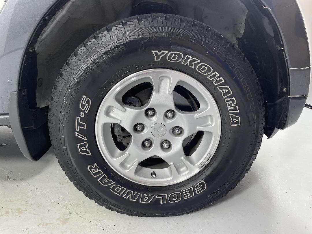 Photo '9' of Mitsubishi Pajero