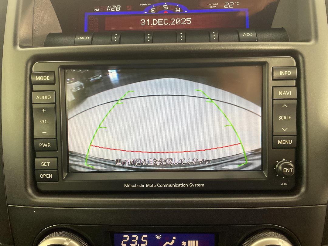 Photo '23' of Mitsubishi Pajero