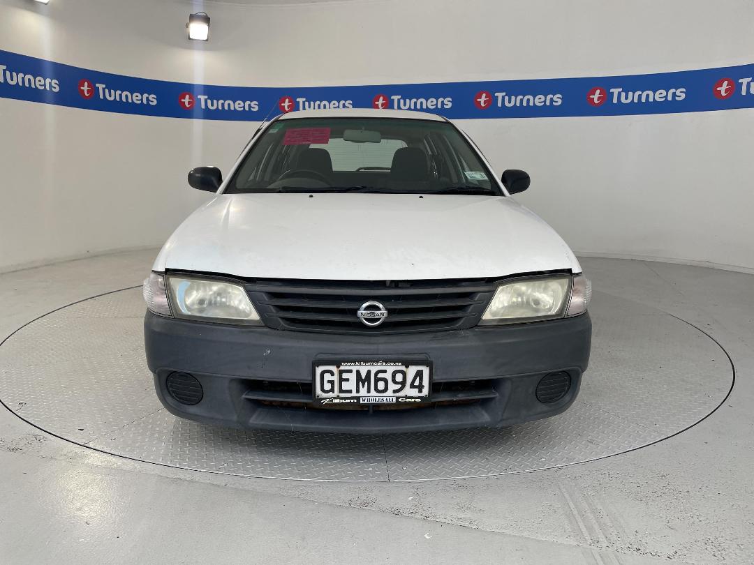 Photo '3' of Nissan AD