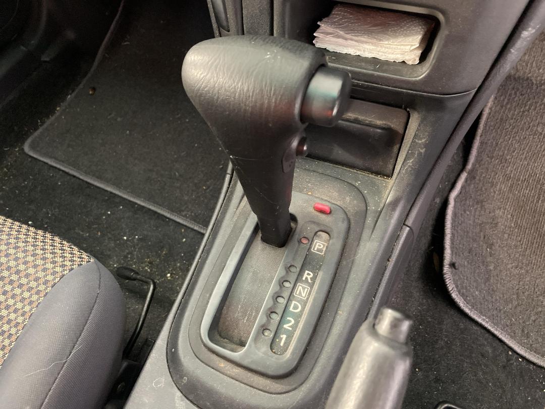 Photo '25' of Nissan AD