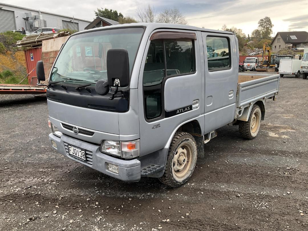 Photo '9' of Nissan Atlas Flat Deck