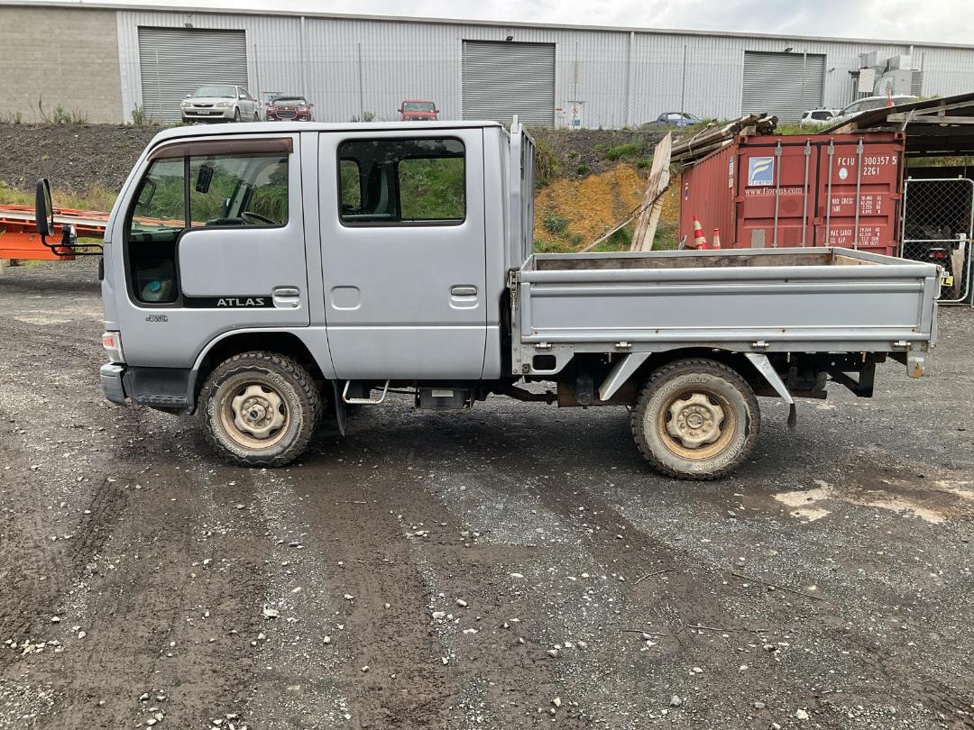 Photo '7' of Nissan Atlas Flat Deck