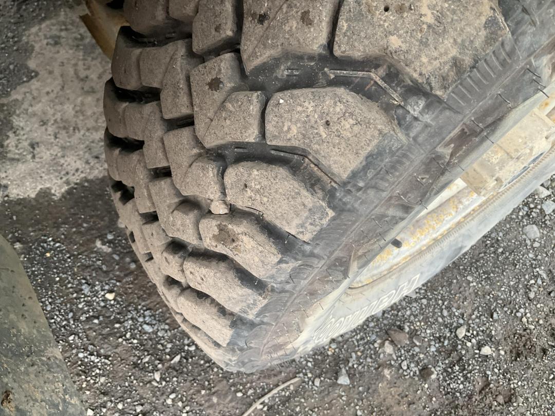 Photo '29' of Nissan Atlas Flat Deck