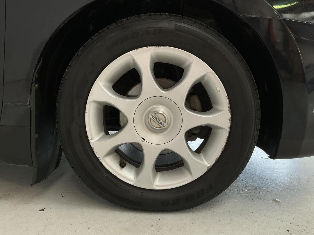 Photo '9' of Nissan Bluebird