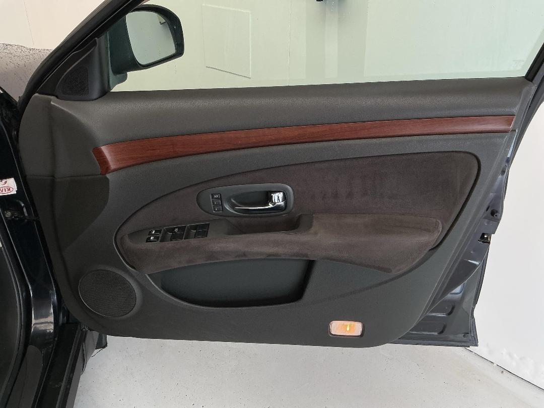 Photo '15' of Nissan Bluebird