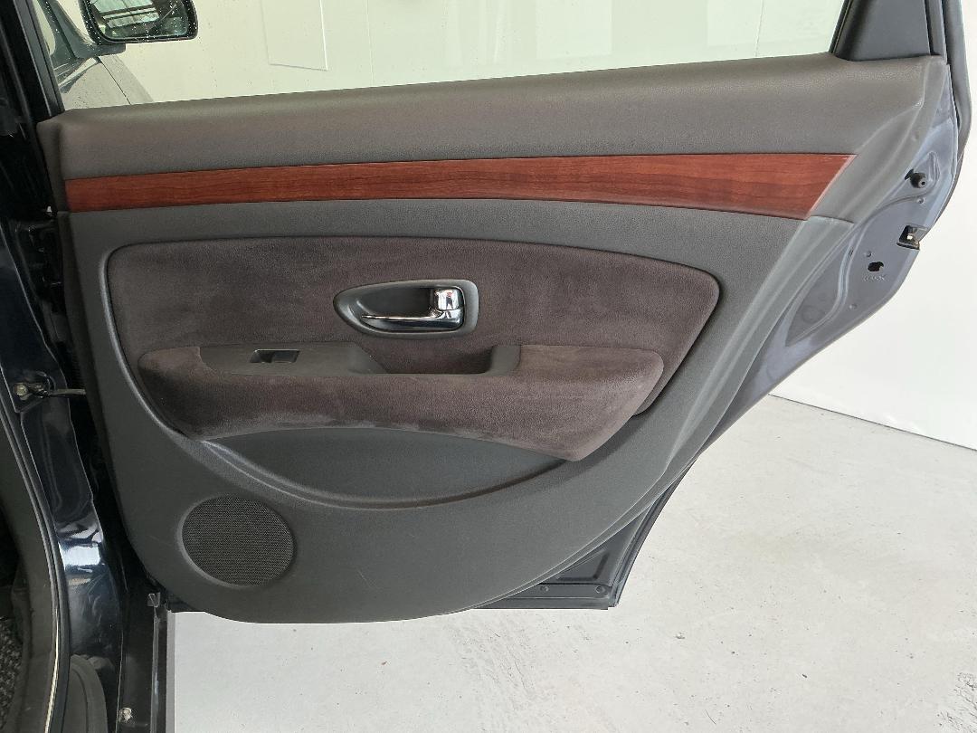 Photo '19' of Nissan Bluebird