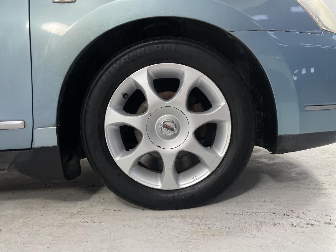 Photo '9' of Nissan Bluebird Photo '9' of Nissan Bluebird