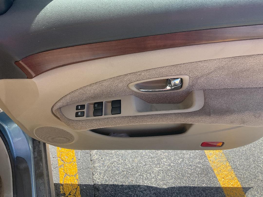 Photo '8' of Nissan Bluebird Sylphy