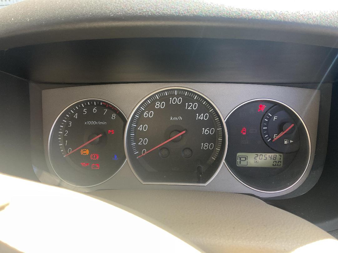 Photo '11' of Nissan Bluebird Sylphy