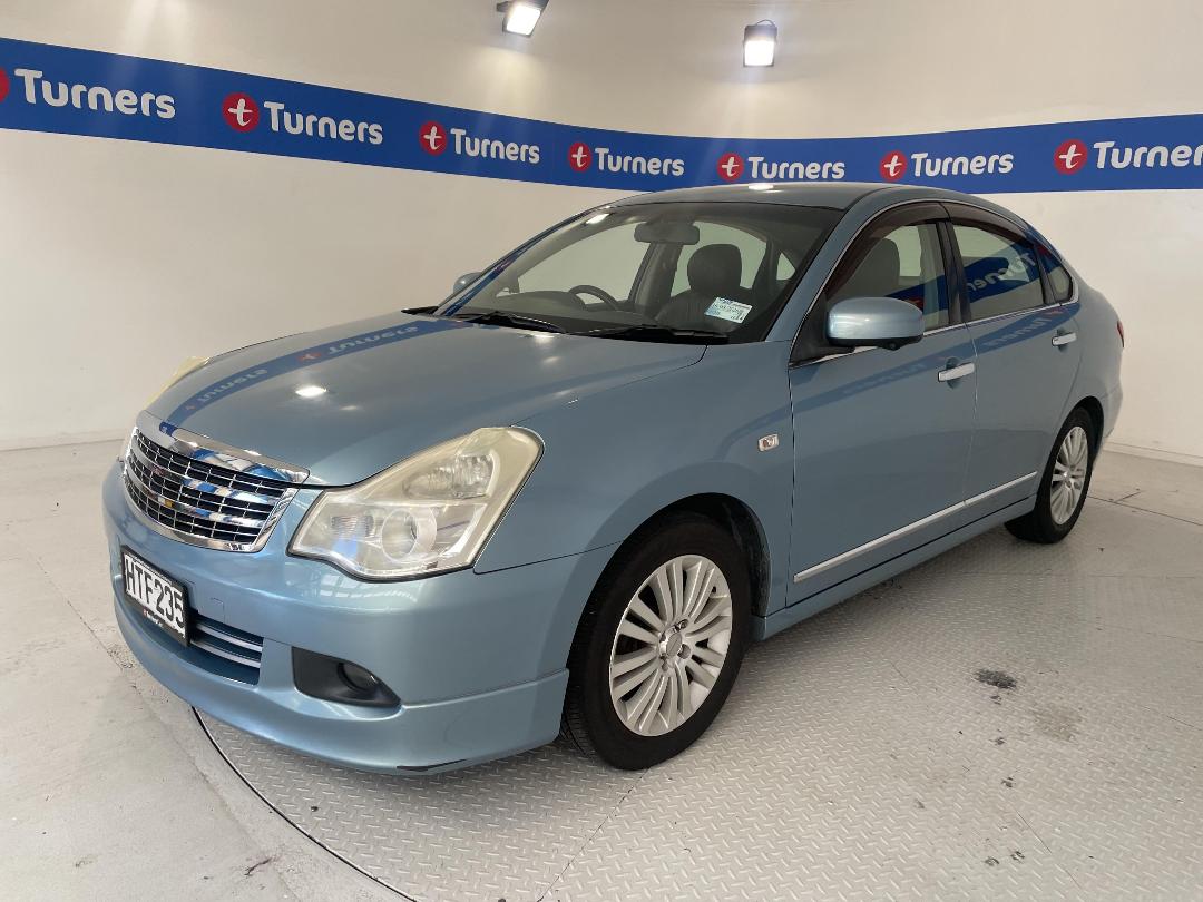 Photo '4' of Nissan Bluebird