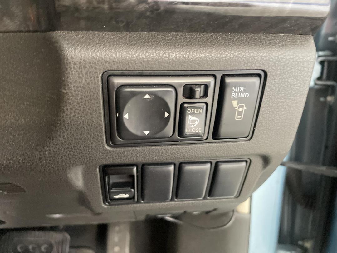 Photo '24' of Nissan Bluebird