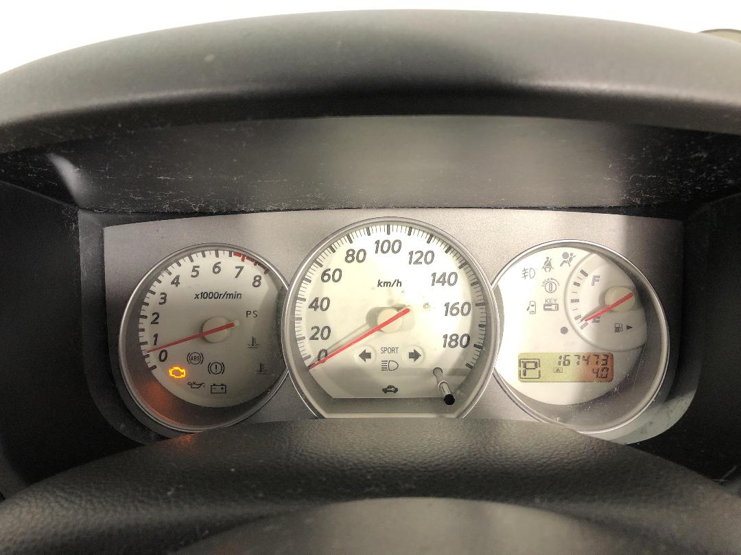 Photo '16' of Nissan Bluebird Sylphy