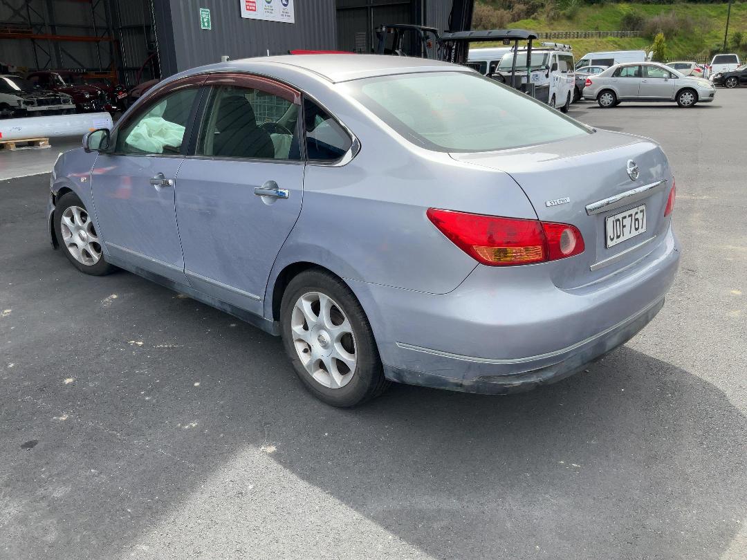 Photo '5' of Nissan Bluebird Sylphy