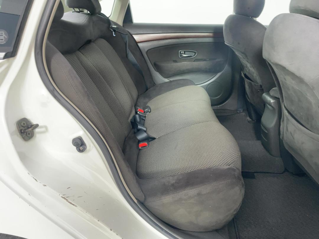 Photo '20' of Nissan Bluebird