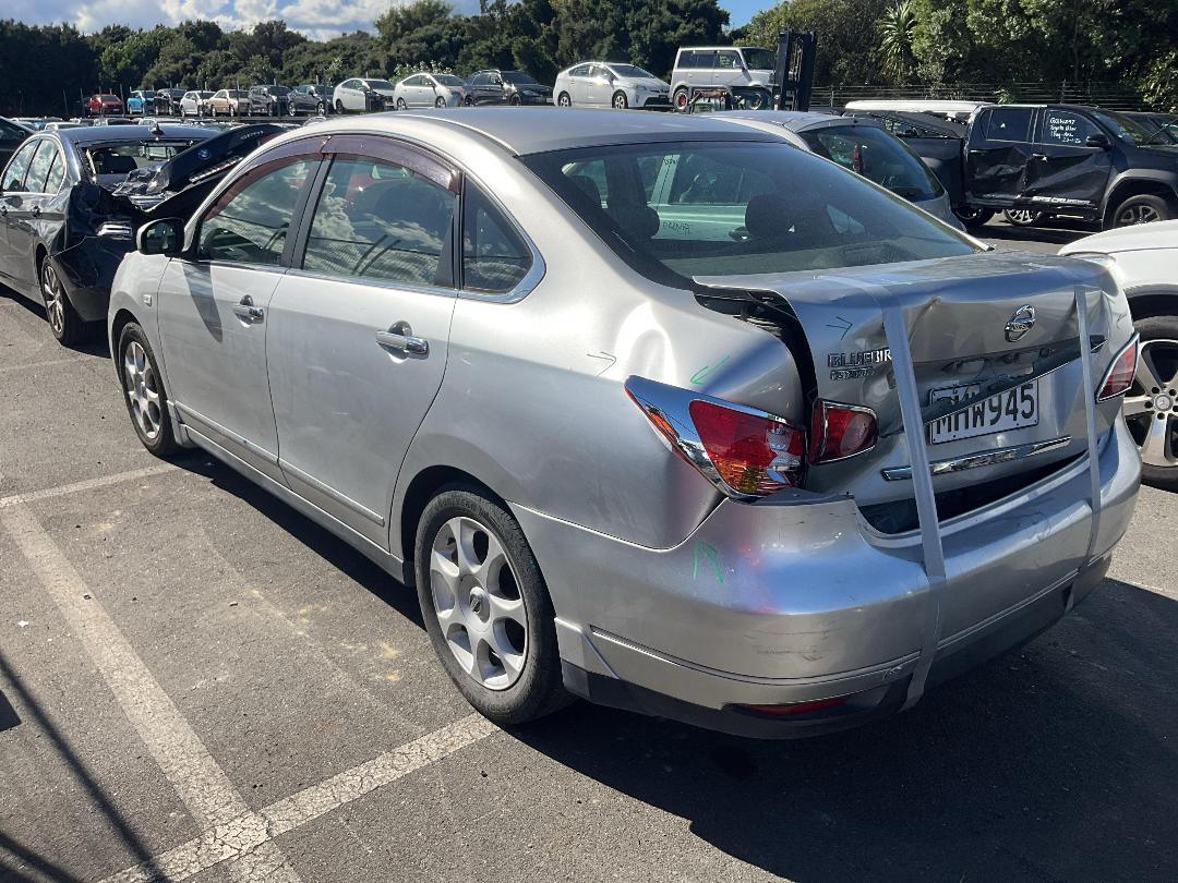 Photo '3' of Nissan Bluebird Sylphy
