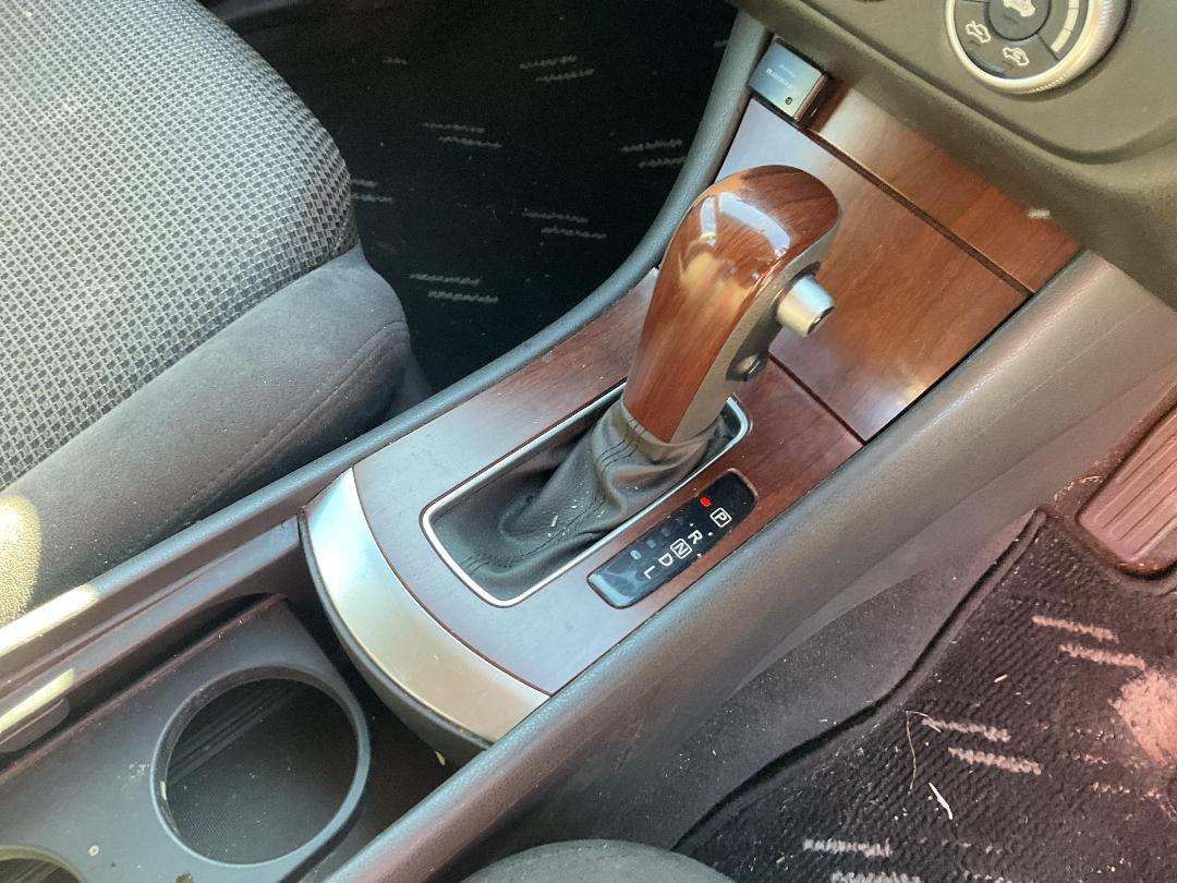 Photo '10' of Nissan Bluebird Sylphy