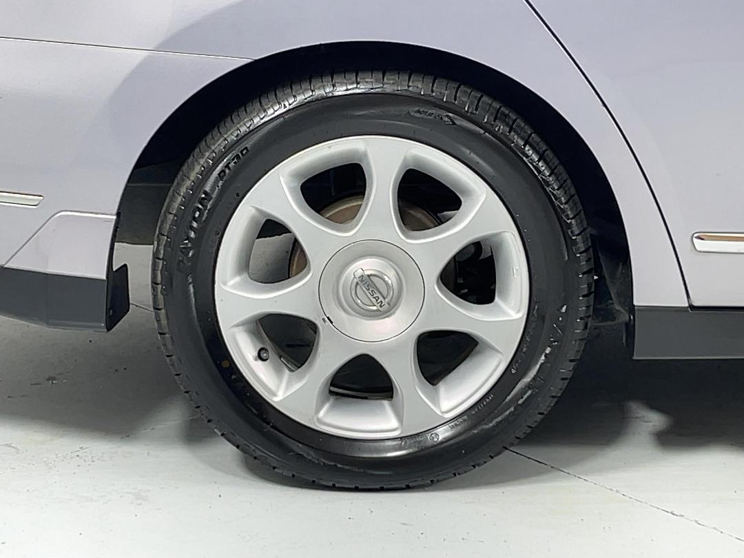 Photo '12' of Nissan Bluebird