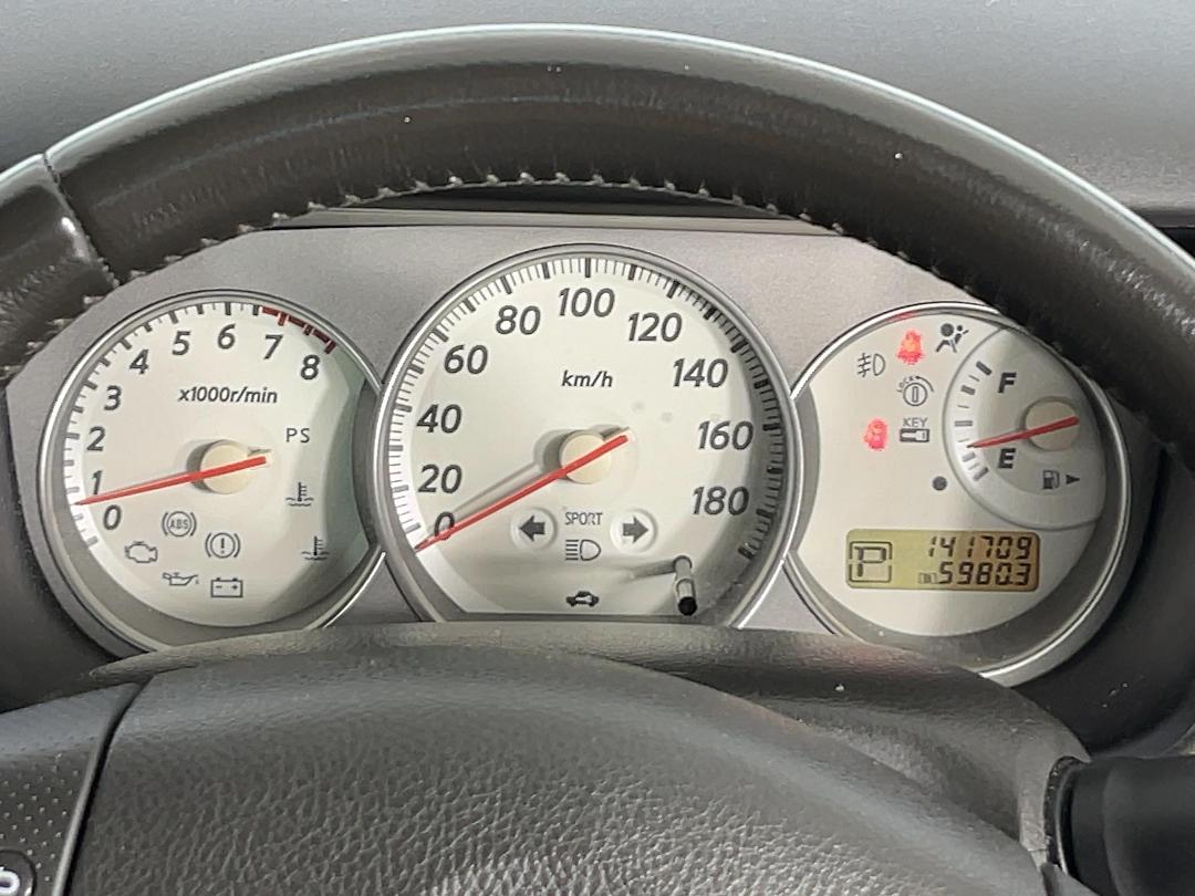 Photo '21' of Nissan Bluebird