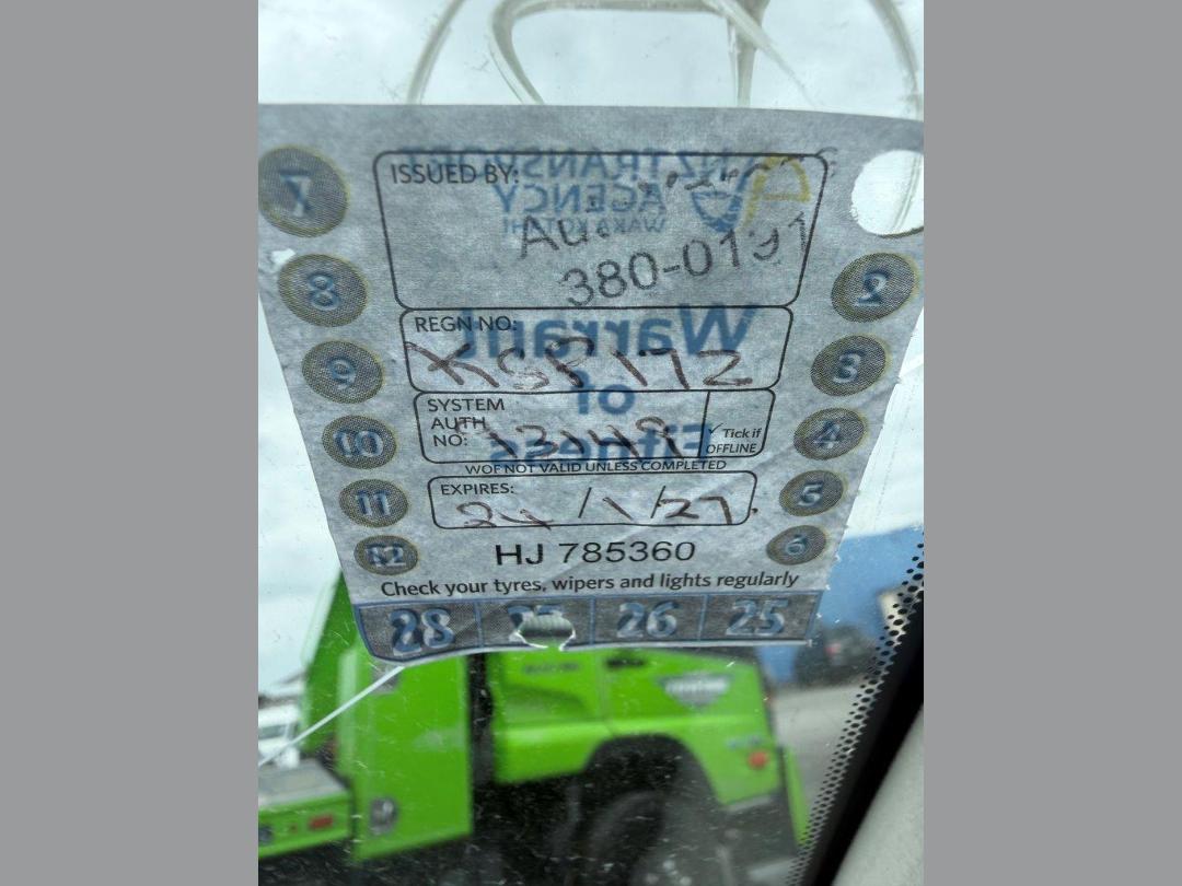 Photo '10' of Nissan Bluebird Sylphy