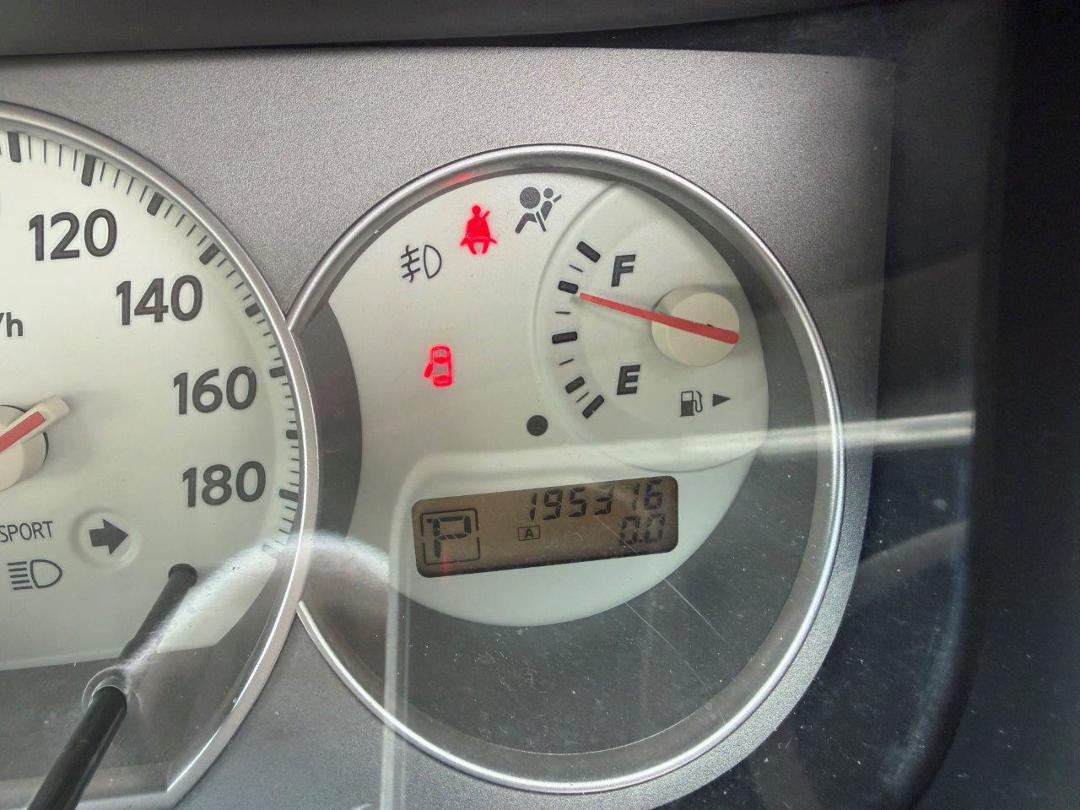 Photo '11' of Nissan Bluebird Sylphy