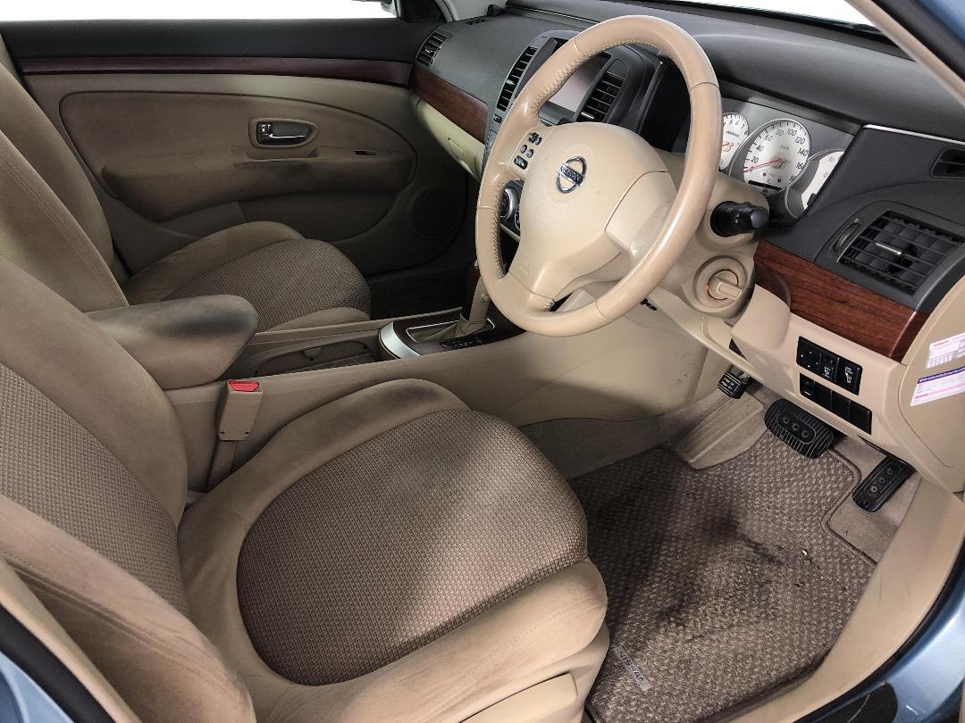 Photo '16' of Nissan Bluebird Photo '16' of Nissan Bluebird