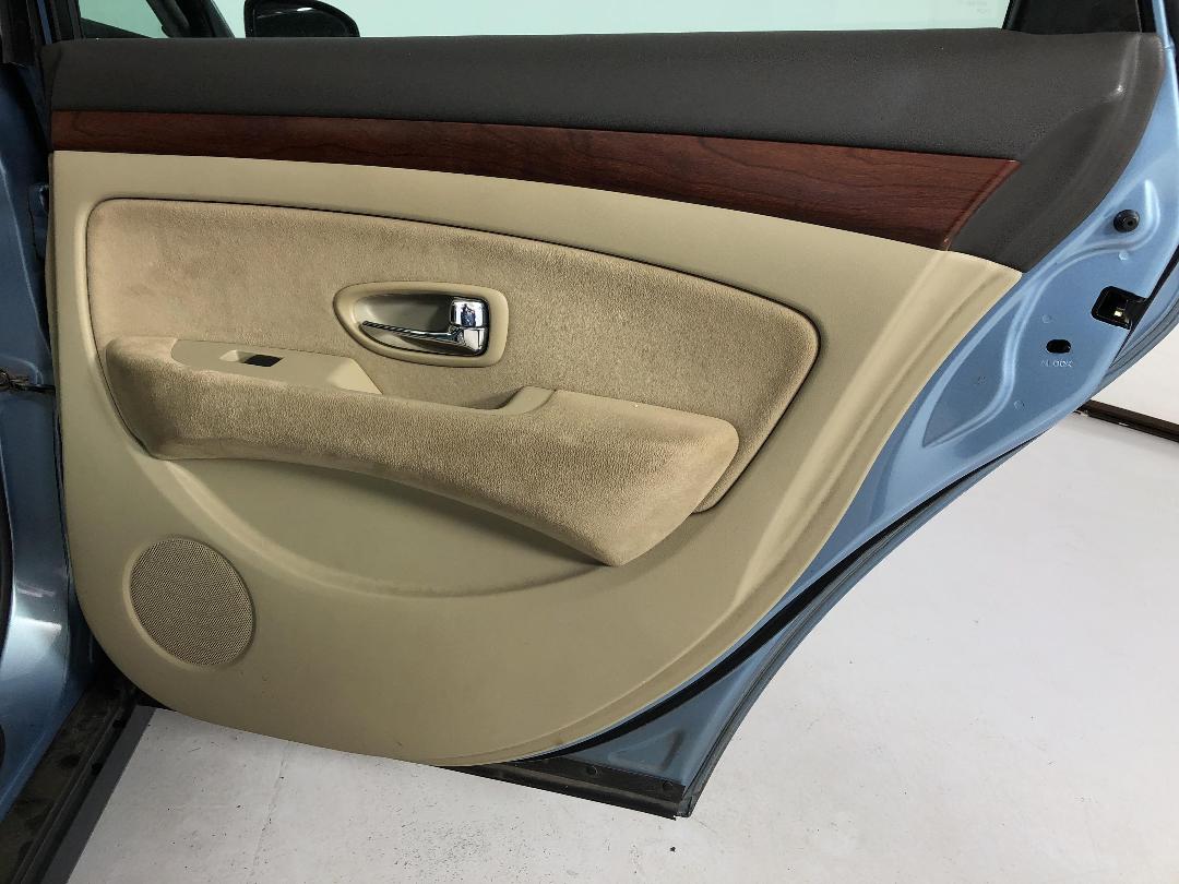 Photo '19' of Nissan Bluebird Photo '19' of Nissan Bluebird