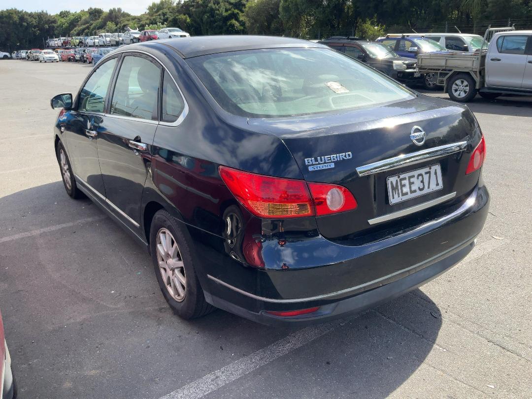 Photo '3' of Nissan Bluebird Sylphy