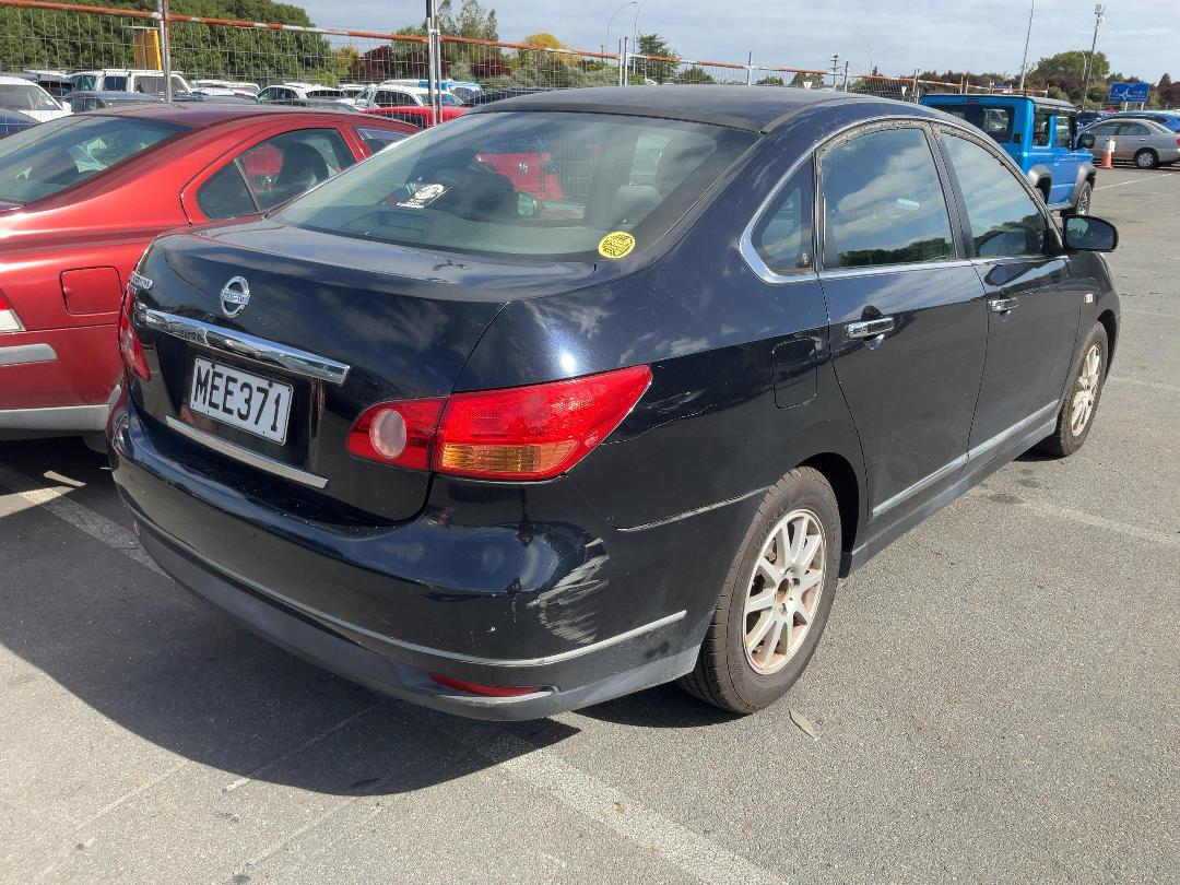 Photo '4' of Nissan Bluebird Sylphy