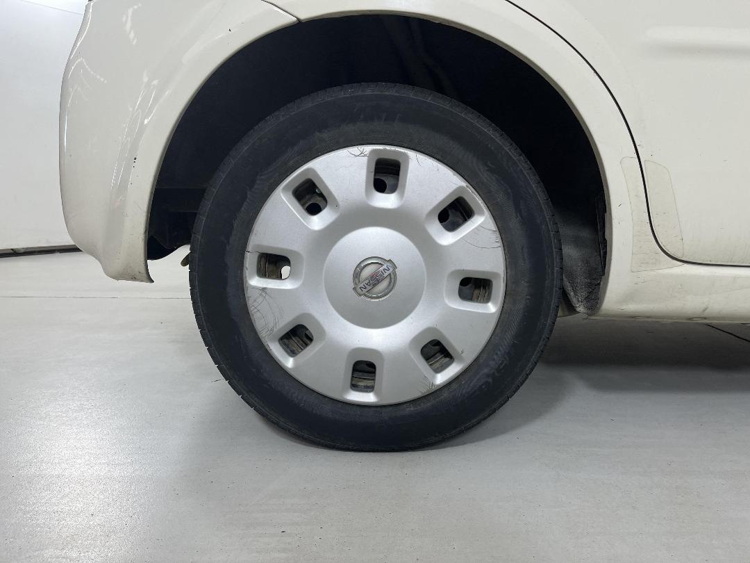 Photo '12' of Nissan Cube