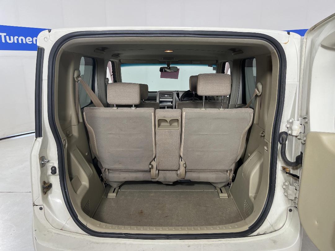 Photo '14' of Nissan Cube