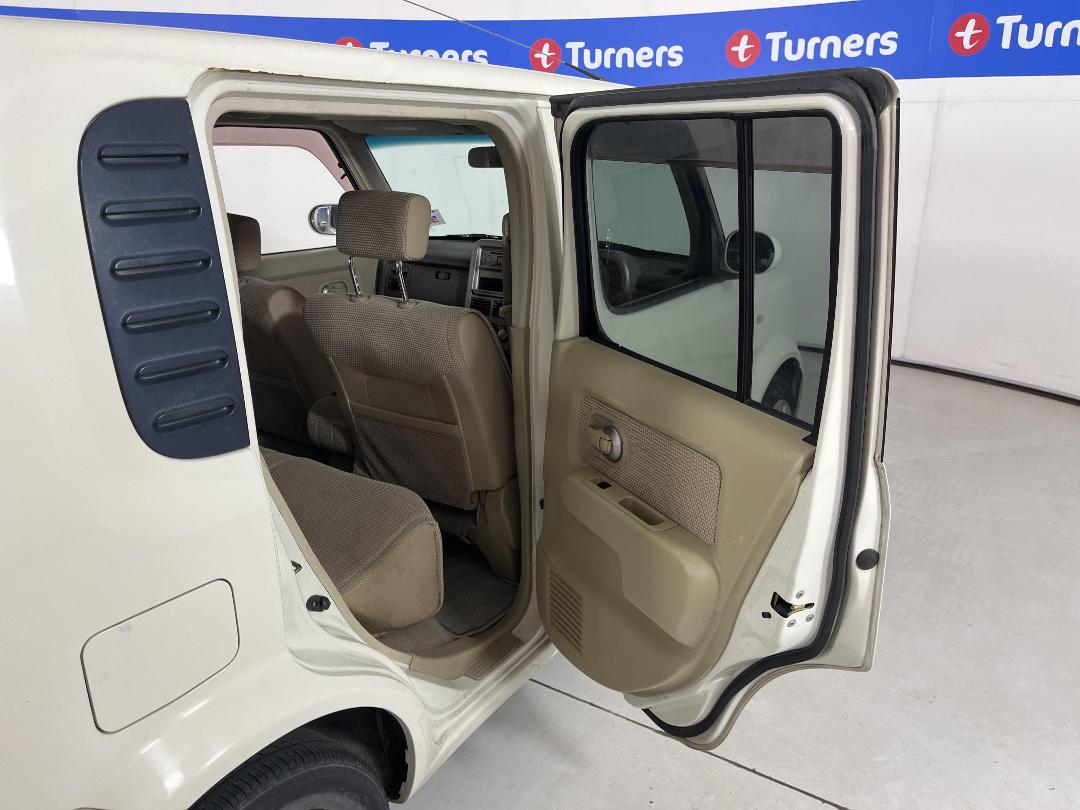 Photo '19' of Nissan Cube