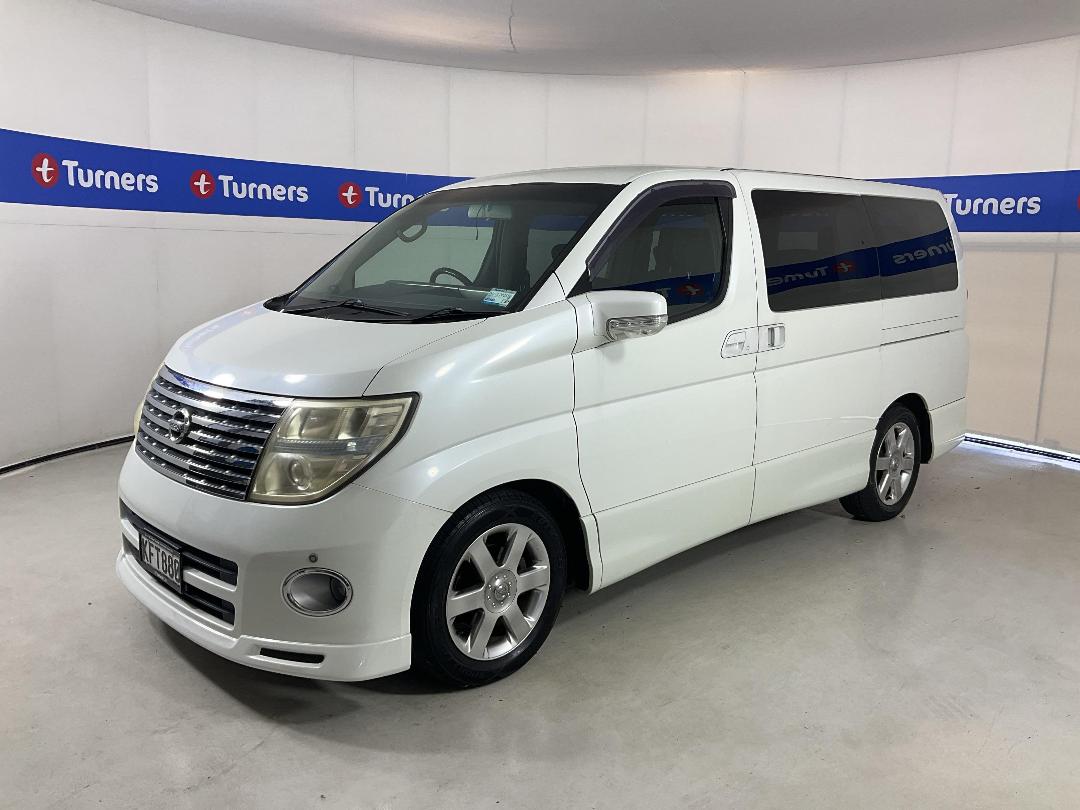 Photo '4' of Nissan Elgrand