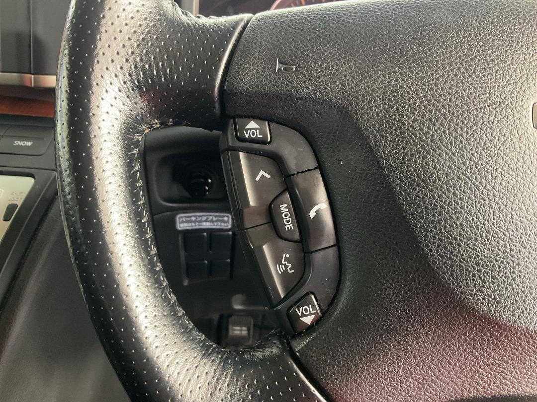 Photo '26' of Nissan Elgrand