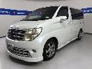 Thumbnail '4' of Nissan Elgrand