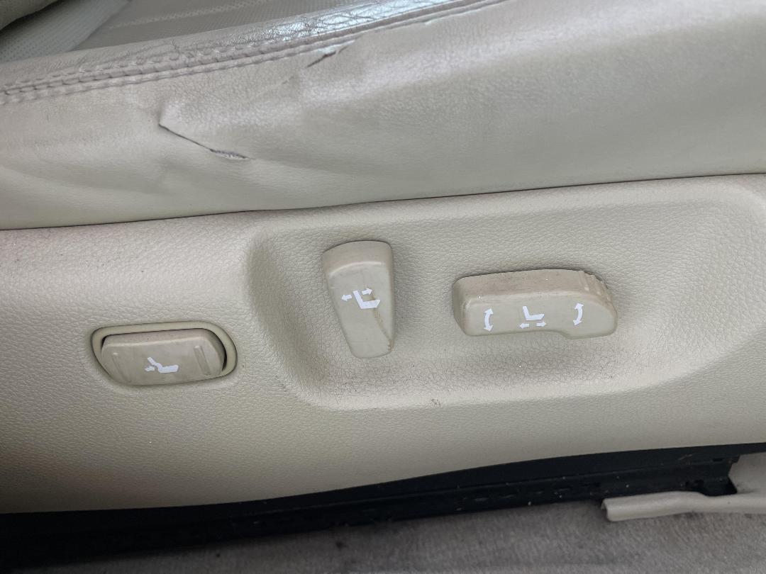 Photo '23' of Nissan Fuga